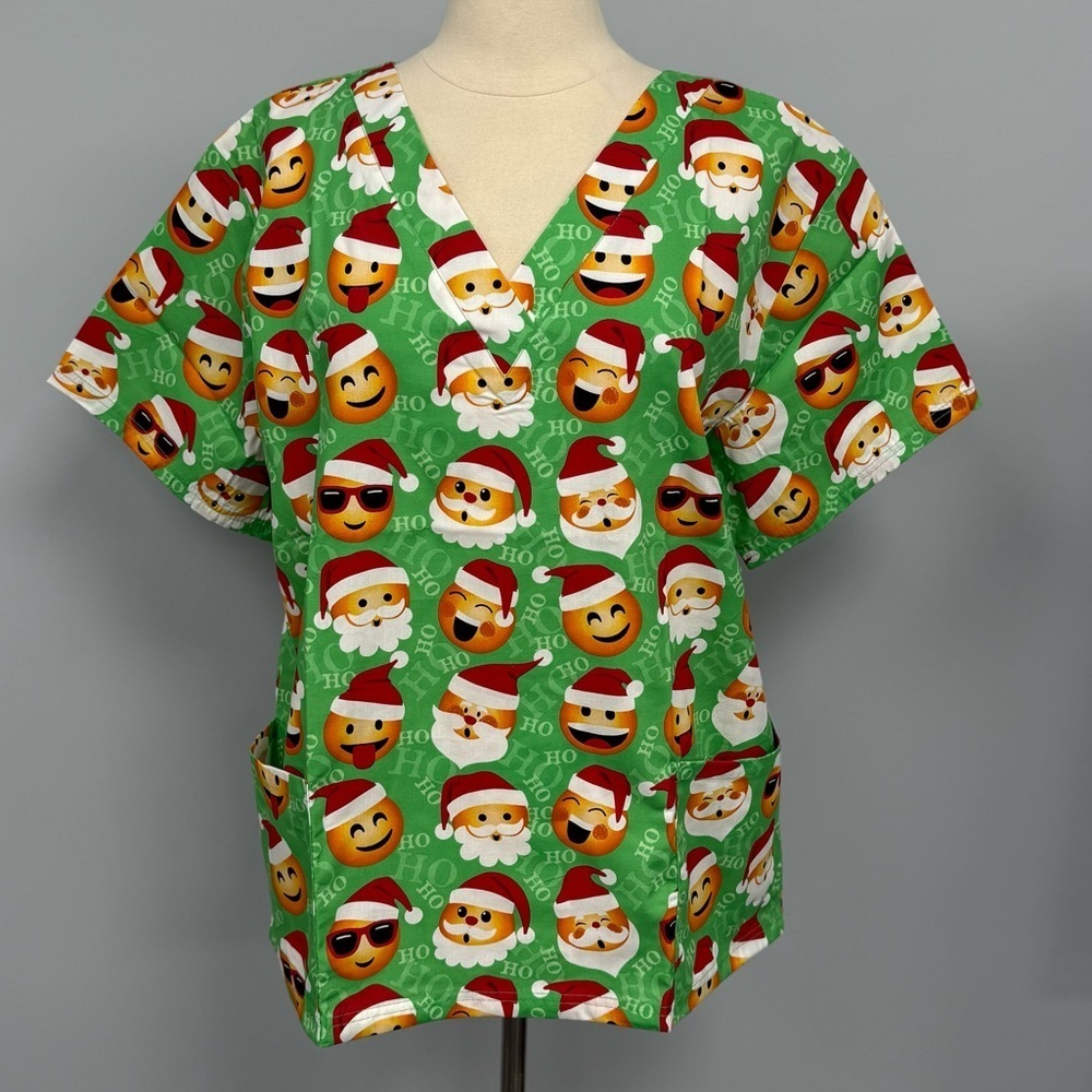 NWT Buttersoft Christmas Scrub Top XL Santa Emojis Green Cotton Scrubs Nurse